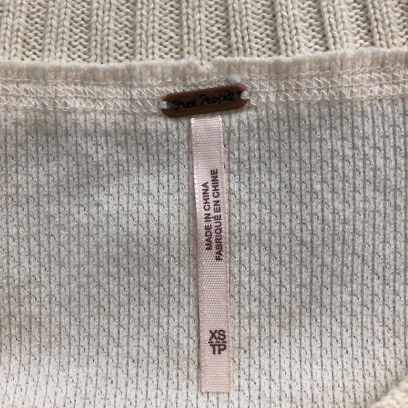 💖HP 10/27💖Free People long sleevesknitted top - Picture 6 of 8